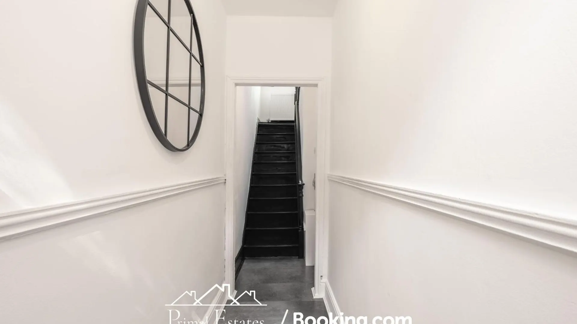 2 Bedroom House In The City Centre By Primal Estates Short Lets In 브라이턴 영국