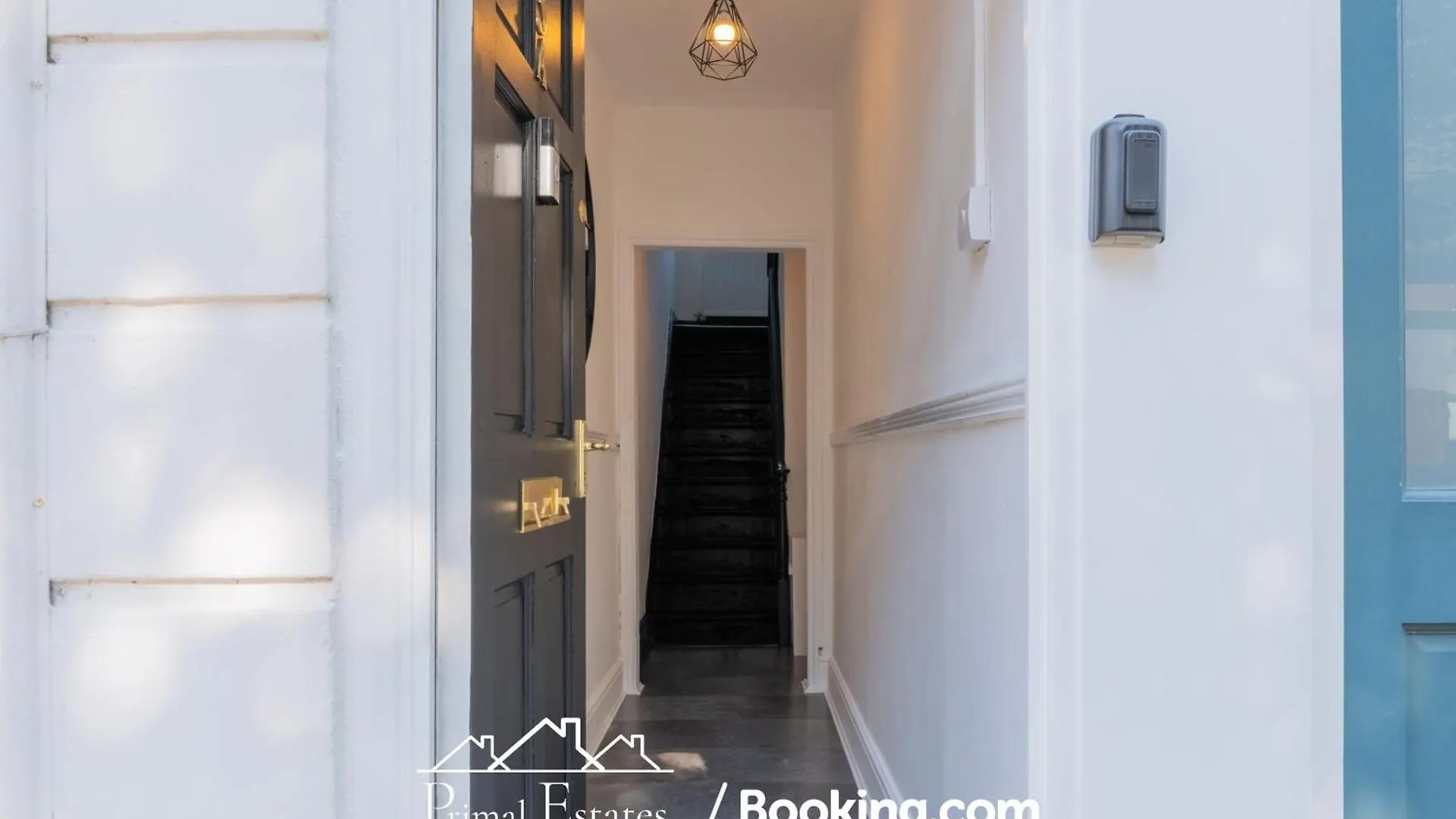 2 Bedroom House In The City Centre By Primal Estates Short Lets In 브라이턴 아파트