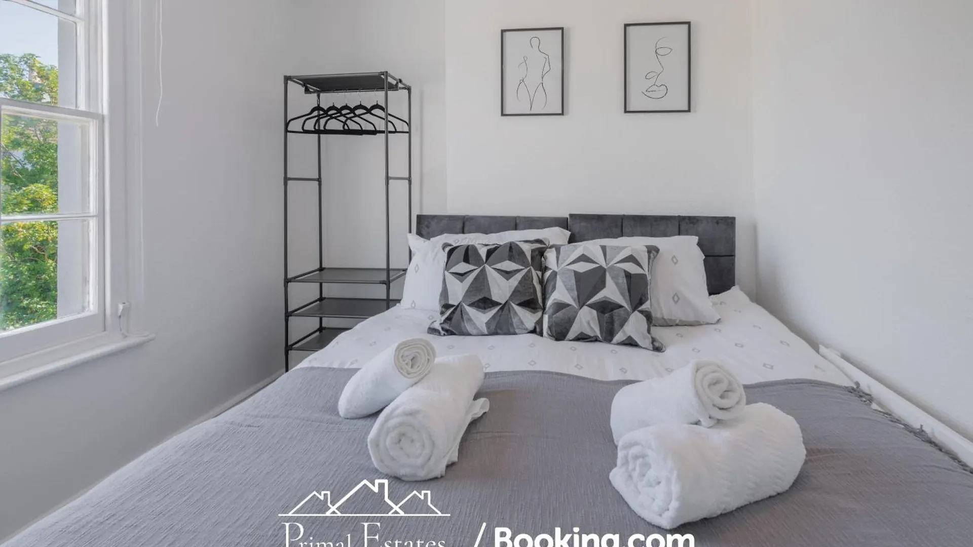 2 Bedroom House In The City Centre By Primal Estates Short Lets In Hove